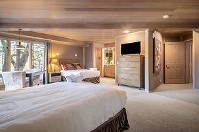 Heavenly Valley by Avantstay Home w Pool Sauna Hot Tub Game Room Tenni