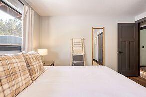 Quiet River Bend Cabin by Avantstay 35 Mins to Mt Bachelor 10 Mins to 