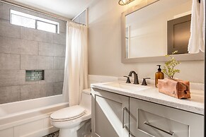 Quiet River Bend Cabin by Avantstay 35 Mins to Mt Bachelor 10 Mins to 