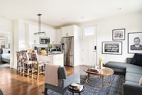 Hart Suite 3 by Avantstay Gorgeous Town House w Modern Amenities in Na