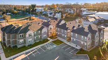 Hart Suite 3 by Avantstay Gorgeous Town House w Modern Amenities in Na