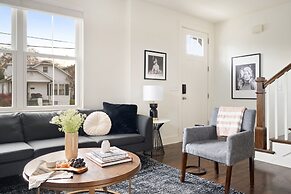 Hart Suite 3 by Avantstay Gorgeous Town House w Modern Amenities in Na