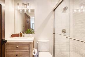 Quicksilver by Avantstay Park City Town House in Great Location