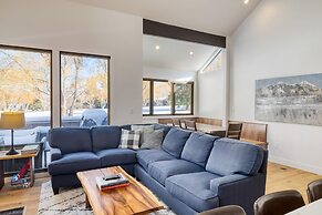 Quicksilver by Avantstay Park City Town House in Great Location