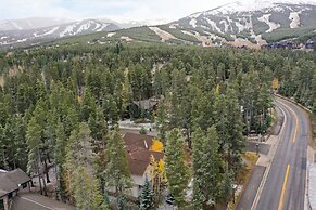 River Rock by Avantstay 8 Bedroom Ski Estate w Hot Tub Movie Theatre 1