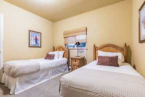 River Rock by Avantstay 8 Bedroom Ski Estate w Hot Tub Movie Theatre 1