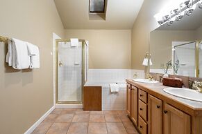 River Rock by Avantstay 8 Bedroom Ski Estate w Hot Tub Movie Theatre 1