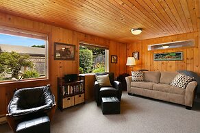 The Pilot House by Avantstay Stunning Home Right On Arch Cape Beach