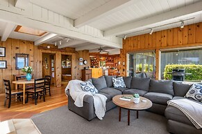 The Pilot House by Avantstay Stunning Home Right On Arch Cape Beach