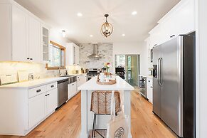 Teddy by Avantstay Majestic Cabin in Big Bear w Balcony