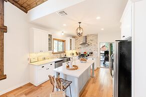 Teddy by Avantstay Majestic Cabin in Big Bear w Balcony