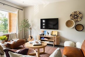 Mccreery by Avantstay Stylish Spacious Nashville Flat w Modern Design