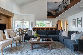 Wilson Creek Manor By Avantstay Sleeps 24 Amazing Estate w Pool Game R