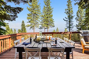 Horizon by Avantstay Stunning A-frame Cabin w Hot Tub Billiards Lake V