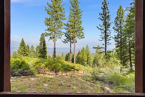 Horizon by Avantstay Stunning A-frame Cabin w Hot Tub Billiards Lake V