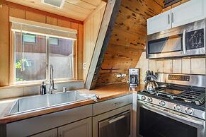 Horizon by Avantstay Stunning A-frame Cabin w Hot Tub Billiards Lake V