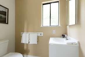 Everett by Avantstay 5mins to Palisades Tahoe w HOT TUB