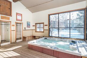 Telluride Lodge 405 by Avantstay Close to Slopes Town