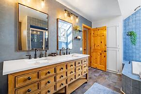 Endless View Lodge by Avantstay Incredible Views Close To Bear Mountai