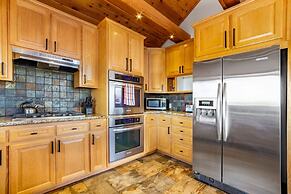 Endless View Lodge by Avantstay Incredible Views Close To Bear Mountai