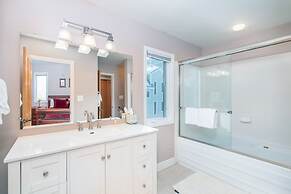 Bachman Village 14 by Avantstay Close To Town The Slopes w Hot Tub Per