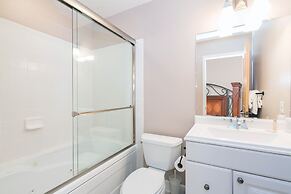 Bachman Village 14 by Avantstay Close To Town The Slopes w Hot Tub Per