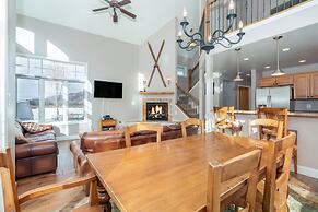Bachman Village 14 by Avantstay Close To Town The Slopes w Hot Tub Per