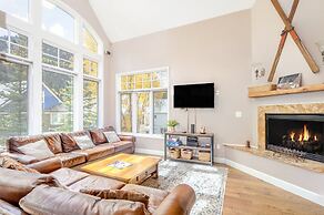 Bachman Village 14 by Avantstay Close To Town The Slopes w Hot Tub Per