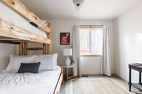 Jumper By Avantstay Serene Stylish Cabin w Hot Tub