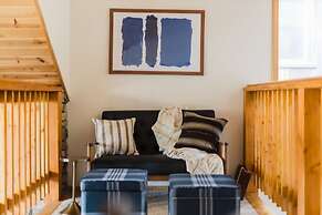 Jumper By Avantstay Serene Stylish Cabin w Hot Tub