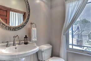 Boulder Bay Lodge by Avantstay Boulder Bay Home w Hot Tub Large Patio 