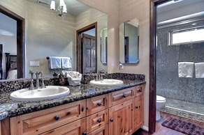 Boulder Bay Lodge by Avantstay Boulder Bay Home w Hot Tub Large Patio 