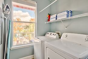 Coral By Avantstay Gorgeous Three Story Home w Two Balconies