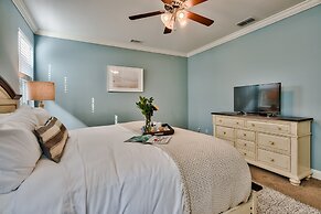 Coral By Avantstay Gorgeous Three Story Home w Two Balconies