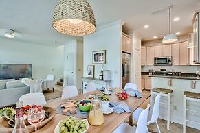 Coral By Avantstay Gorgeous Three Story Home w Two Balconies