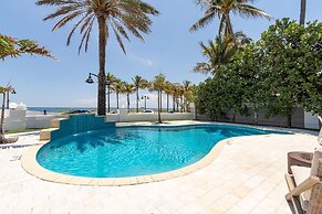 Sea Breeze by Avantstay Across From Fort Lauderdale Beach Pool Out Doo