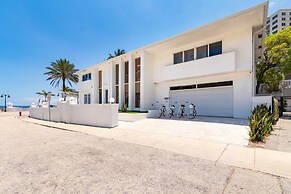 Sea Breeze by Avantstay Across From Fort Lauderdale Beach Pool Out Doo