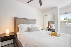 Sea Breeze by Avantstay Across From Fort Lauderdale Beach Pool Out Doo