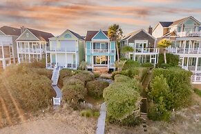 High Tide By Avantstay Incredible Beach Front Home w Pool
