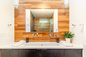 High Tide By Avantstay Incredible Beach Front Home w Pool