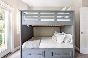 High Tide By Avantstay Incredible Beach Front Home w Pool