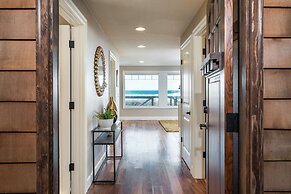 Blue Starfish by Avantstay Ocean Views Direct Cannon Beach Access