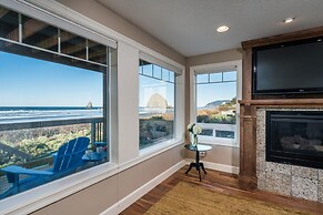 Blue Starfish by Avantstay Ocean Views Direct Cannon Beach Access