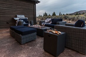 Clint by Avantstay Located Within The Brasada Ranch Community Golf Cou