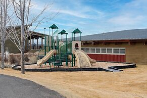 Clint by Avantstay Located Within The Brasada Ranch Community Golf Cou