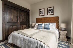 Clint by Avantstay Located Within The Brasada Ranch Community Golf Cou