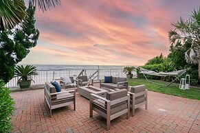 Promenade by Avantstay Beach Front Mansion w Breathtaking Views Pool