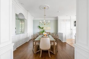 Promenade by Avantstay Beach Front Mansion w Breathtaking Views Pool