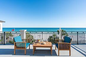 Promenade by Avantstay Beach Front Mansion w Breathtaking Views Pool