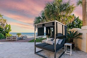 Promenade by Avantstay Beach Front Mansion w Breathtaking Views Pool